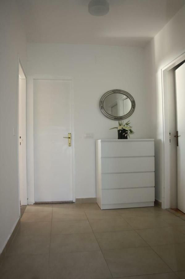 Apartments Monika Omis Exterior photo